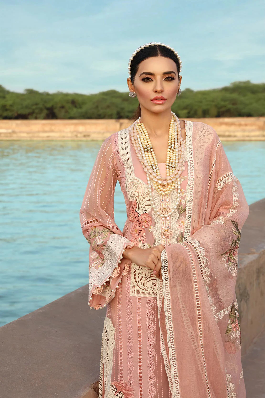 Crimson Embroidered Lawn 3 Piece Unstitched Suit