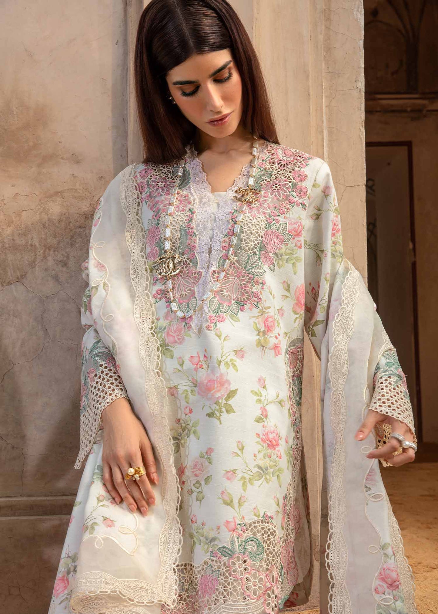 Crimson Shigar Lawn Embroidery 3 PCS Suit Unstitched